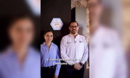 DAVID DE LA PEÑA CONECTA PRODUCTORES Y RESTAURANTES LOCALES EN SANTIAGO