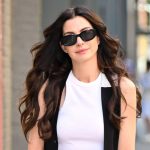 ANNE HATHAWAY IMPULSA CAMBIOS EN “EL DIABLO VISTE A LA MODA 2” Y CUESTIONA ESTÁNDARES DE BELLEZA