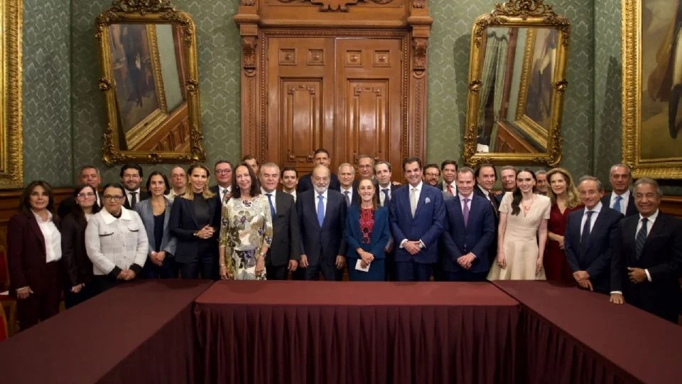 CLAUDIA SHEINBAUM SE REÚNE CON EMPRESARIOS PARA DAR SEGUIMIENTO AL PLAN MÉXICO