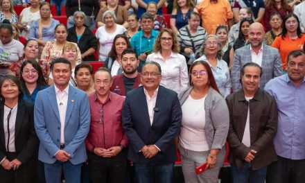 ANDRÉS MIJES PRESENTA GOBERNANZA DIGITAL PARA DAR VOZ DIRECTA A LA CIUDADANÍA