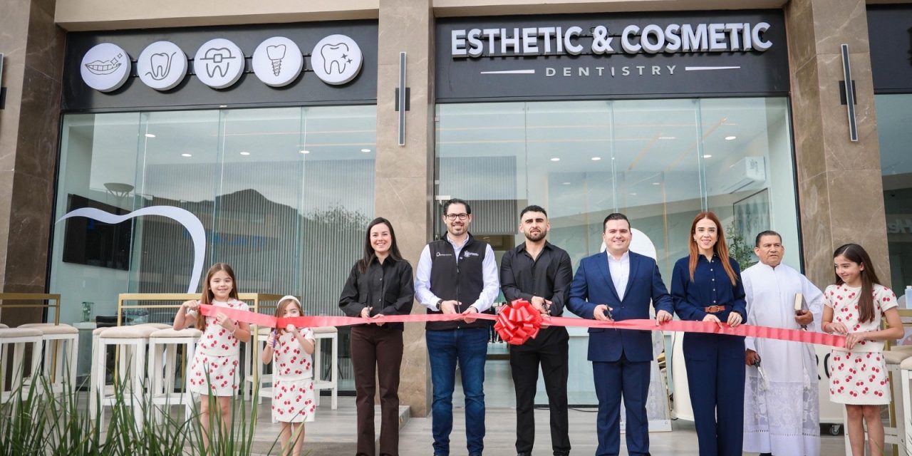 DAVID DE LA PEÑA ASISTE A LA APERTURA DE NUEVA CLÍNICA DENTAL EN SANTIAGO