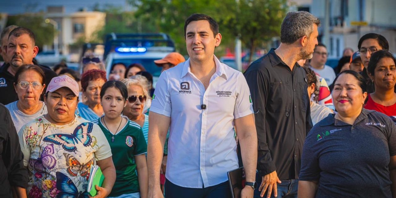 CÉSAR GARZA ARREDONDO RECORRE COLONIA RENACERES Y ESCUCHA A VECINOS EN APODACA