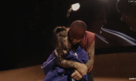 BILLIE EILISH CUMPLE SUEÑO EN COACHELLA AL SUBIR AL ESCENARIO CON JUSTIN BIEBER