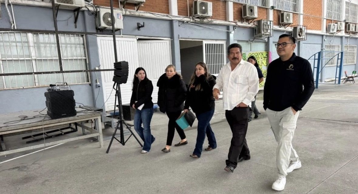 FRANCISCO ESQUIVEL “CISCO” IMPULSA APOYO EDUCATIVO Y SUPERVISA NUEVA CAPILLA EN PESQUERÍA