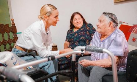 JESÚS NAVA IMPULSA SALUD CASA POR CASA PARA MÁS DE MIL ADULTOS MAYORES EN SANTA CATARINA