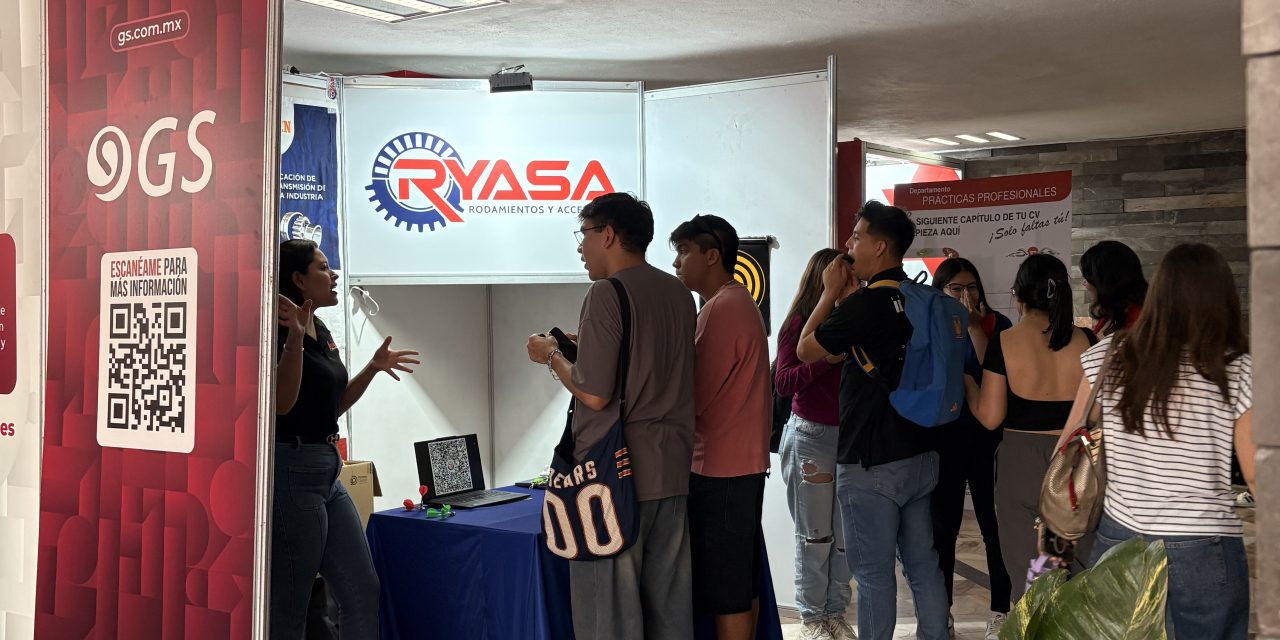 ADRIANA GARZA ELIZONDO IMPULSA VÍNCULO ENTRE ESTUDIANTES Y EMPRESAS EN EXPO FACPYA LABORAL 2026