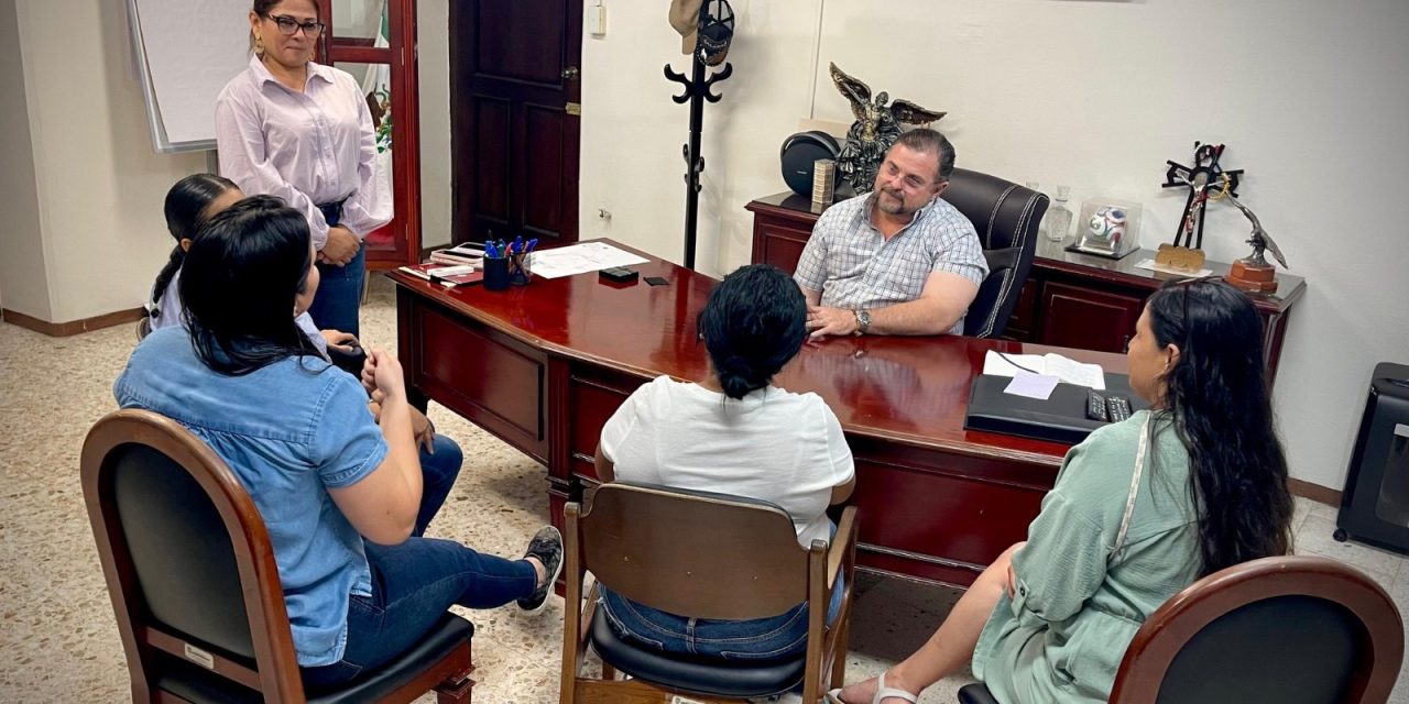 MIGUEL ÁNGEL SALAZAR SE REÚNE CON JUECES AUXILIARES DE MONTEMORELOS PARA AFINAR EL TRABAJO EN EQUIPO