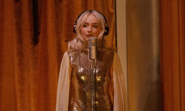 SABRINA CARPENTER DESLUMBRA CON ESPECTÁCULO CINEMATOGRÁFICO Y CONSOLIDA SU LUGAR EN EL POP GLOBAL