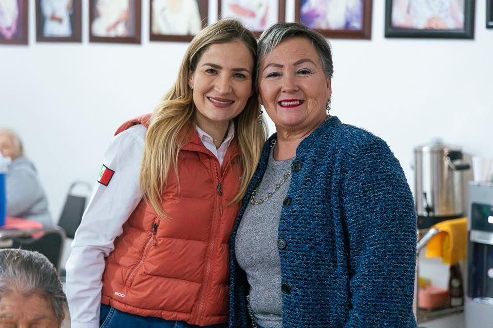 MELISSA DÍAZ REÚNE A CIUDADANOS Y DEPENDENCIAS EN EXITOSA JORNADA DIF EN EL CARMEN