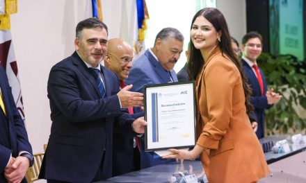 MARIO GARZA CASTILLO DESTACA RENOVACIÓN DE LIDERAZGOS ESTUDIANTILES EN LA UANL