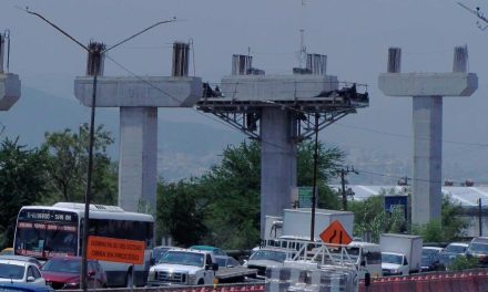 AVENIDA MIGUEL ALEMÁN: ENTRE EL ASFALTO NUEVO Y EL TRÁFICO DE SIEMPRE, ¡MÁS Y MÁS PACIENCIA!