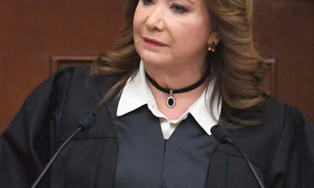YASMÍN ESQUIVEL RESPALDA A SHEINBAUM Y ABRE LA PUERTA A CAMBIOS EN LA REFORMA JUDICIAL