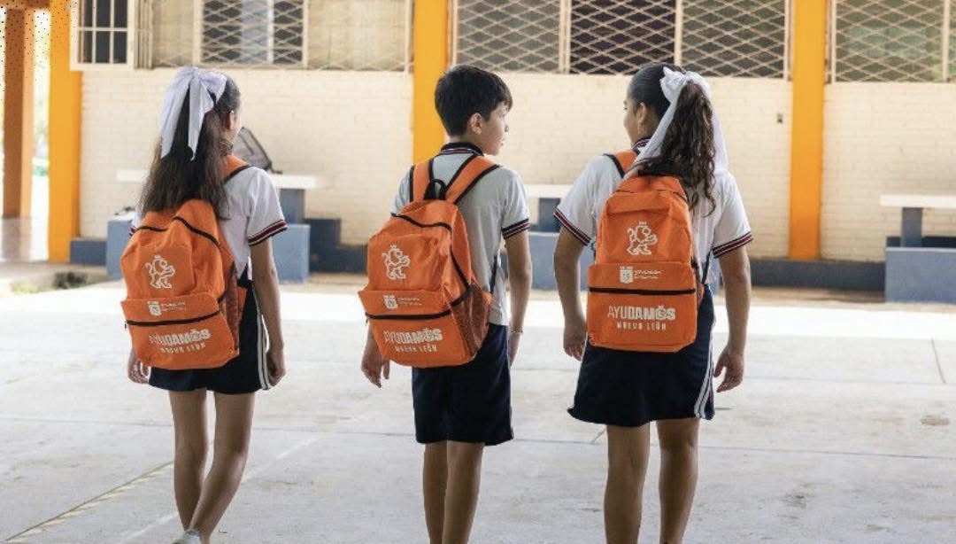 RECORTE ESCOLAR POR EL MUNDIAL DESATA REBELIÓN EN NL: PADRES EXIGEN QUE EL FÚTBOL NO LE GANE A LA EDUCACIÓN
