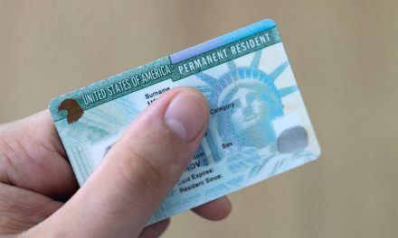 SE ACABÓ EL CAMBIO DE ESTATUS? TRUMP OBLIGARÍA A SALIR DE EUA PARA TRAMITAR LA GREEN CARD