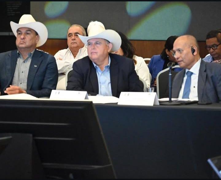 UNIÓN GANADERA DE NUEVO LEÓN EXPONE ANTE EL COMITÉ BINACIONAL MÉXICO-ESTADOS UNIDOS LOS RETOS DEL SECTOR EN EL NORTE DEL PAÍS