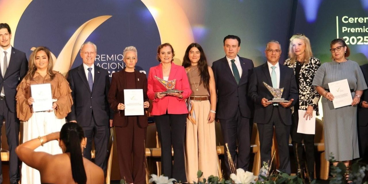 IMSS NUEVO LEÓN HACE HISTORIA AL OBTENER DOBLE PREMIO NACIONAL DE CALIDAD