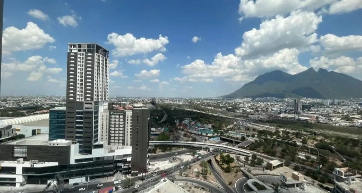 BUSCAN ORDENAR EL CRECIMIENTO DE NUEVO LEÓN CON DISTRITOS COMERCIALES