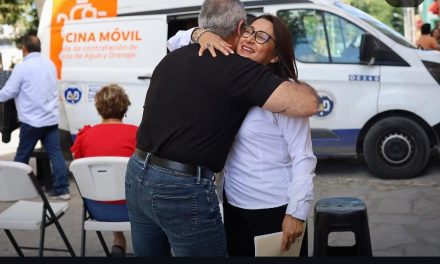 NORMA BENÍTEZ ACERCA PROGRAMAS DE AGUA Y DRENAJE A FAMILIAS DE CERRALVO Y GENERAL TREVIÑO