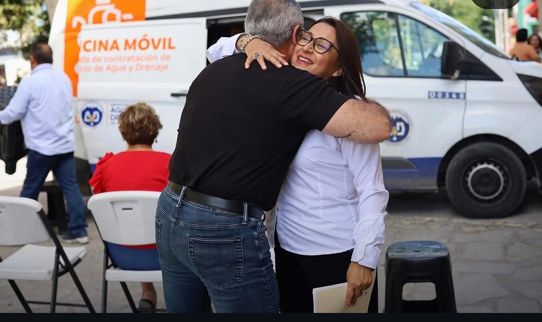 NORMA BENÍTEZ ACERCA PROGRAMAS DE AGUA Y DRENAJE A FAMILIAS DE CERRALVO Y GENERAL TREVIÑO