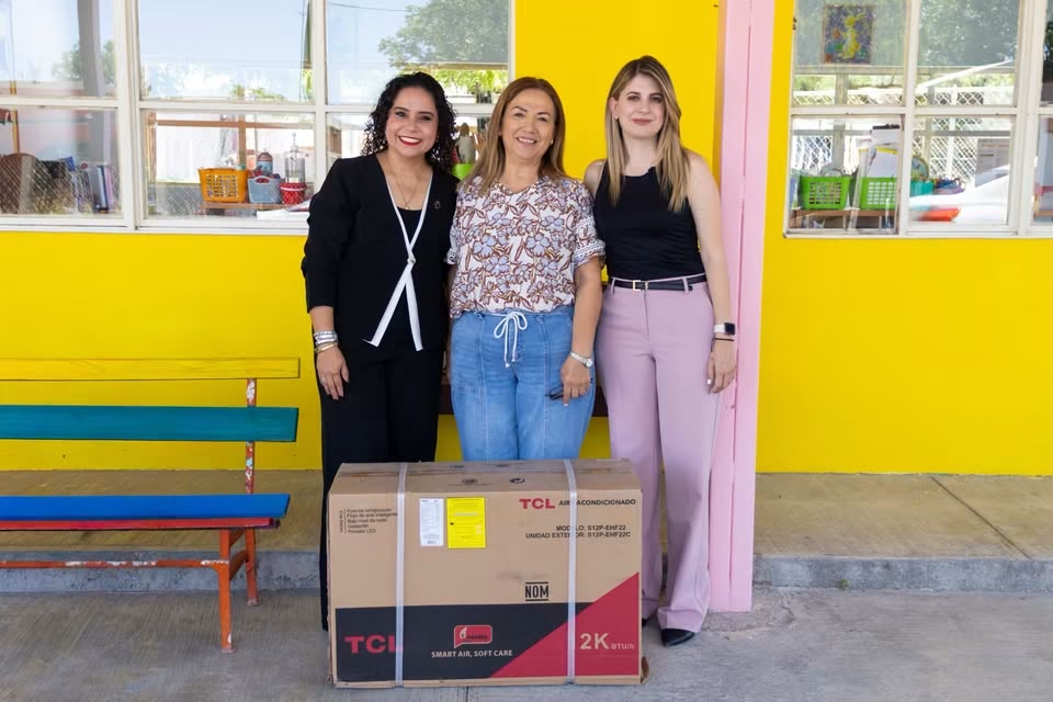MELISA PEÑA LLEVA APOYOS A ESCUELAS DE VILLALDAMA PARA MEJORAR ESPACIOS EDUCATIVOS