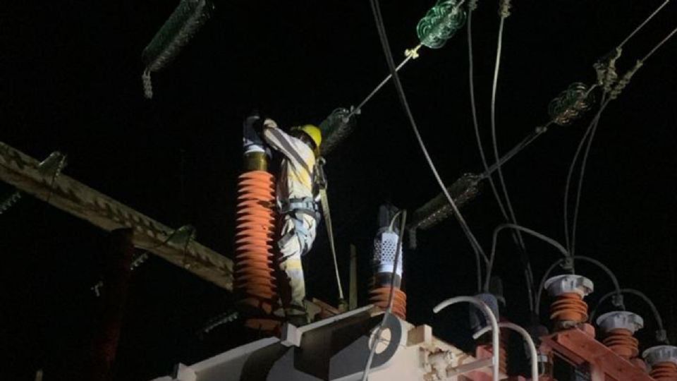 CLIMA EXTREMO COLAPSA EL SERVICIO ELÉCTRICO, MÁS DE 284 MIL USUARIOS RESULTAN AFECTADOS
