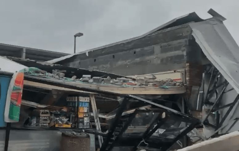 CAOS EN NUEVO LEÓN: LLUVIAS COLAPSAN Y DESTRUYEN LAS PRINCIPALES VIALIDADES