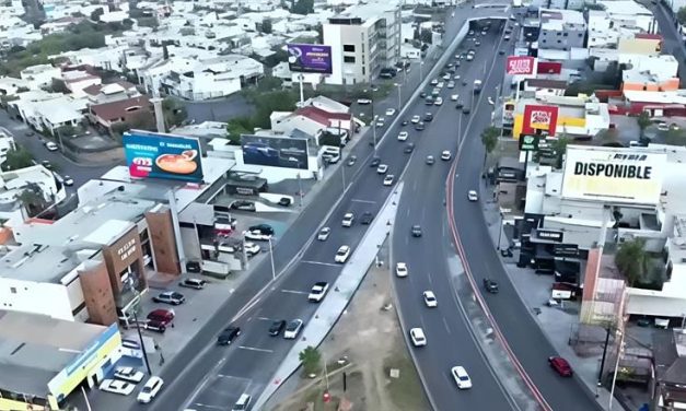 PASEO DE LOS LEONES ESTRENA CARRIL REVERSIBLE PARA ALIVIAR EL TRÁFICO EN HORAS PICO
