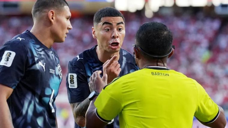 MIGUEL ALMIRÓN HACE HISTORIA CON LA PRIMERA EXPULSIÓN BAJO LA ‘LEY PRESTIANNI’