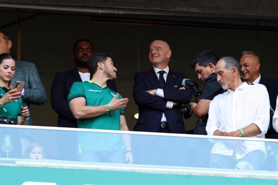 EL “GIGANTE DE ACERO”DESPIDE EL MUNDIAL, GIANNI INFANTINO AGRADECE A VOLUNTARIOS EN MONTERREY