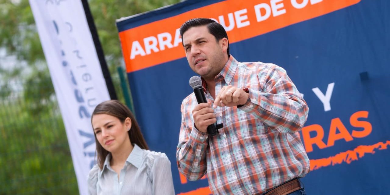 RAÚL CANTÚ PONE FIN A AÑOS DE ESPERA: ANUNCIA PAVIMENTACIÓN HISTÓRICA EN SAN JAVIER