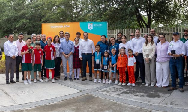 RAÚL LOZANO IMPULSA ACCIONES VERDES EN NUEVO LEÓN: SIEMBRAN 46 ÁRBOLES Y RECONOCEN A ESCUELAS