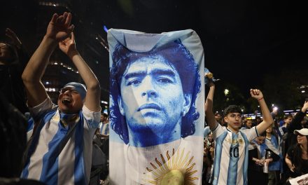 FIEBRE MUNDIALISTA, ARGENTINOS AGOTAN VUELOS A LA FINAL ANTE ESPAÑA