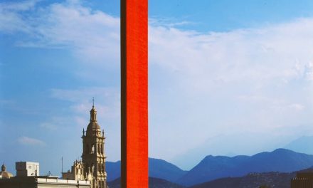 MARCELO SEGOVIA ANUNCIA MODERNIZACIÓN AUTOMATIZADA DEL FARO DEL COMERCIO CON INVERSIÓN DE UN MILLÓN DE PESOS