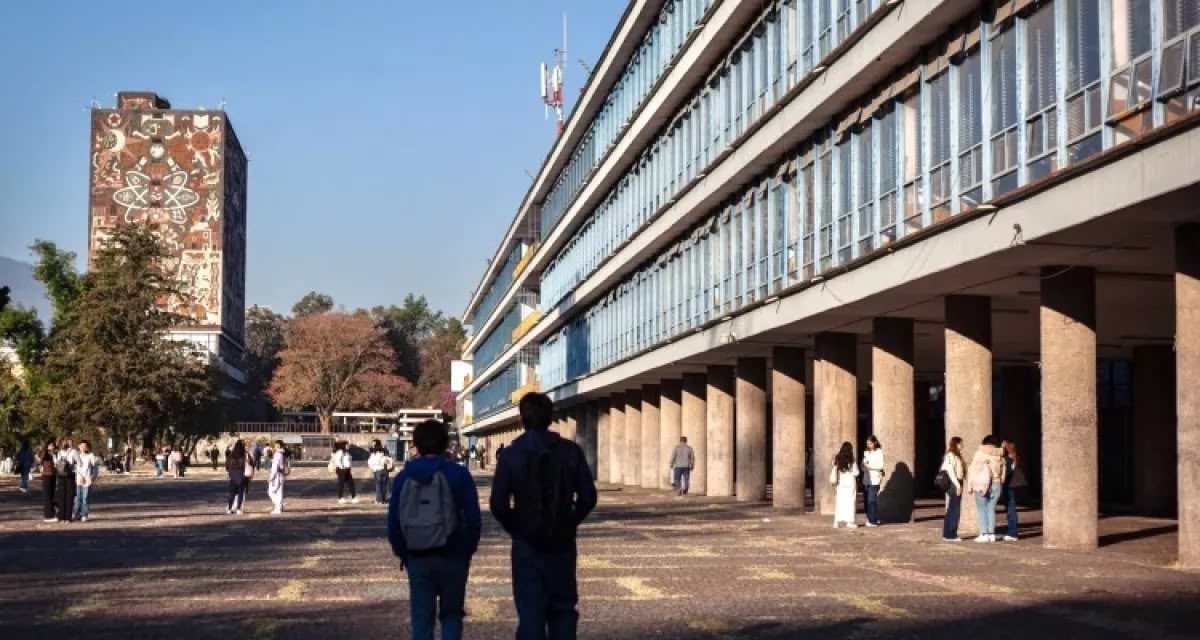 DENUNCIAN TRAMPA EN EXAMEN DE ADMISIÓN DE LA UNAM Y SEÑALAN PUNTAJES SOSPECHOSOS 