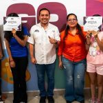 GIBRAN ORNELAS ENTREGA RECONOCIMIENTOS A ADOLESCENTES TRAS CURSO DE CRECIMIENTO PERSONAL