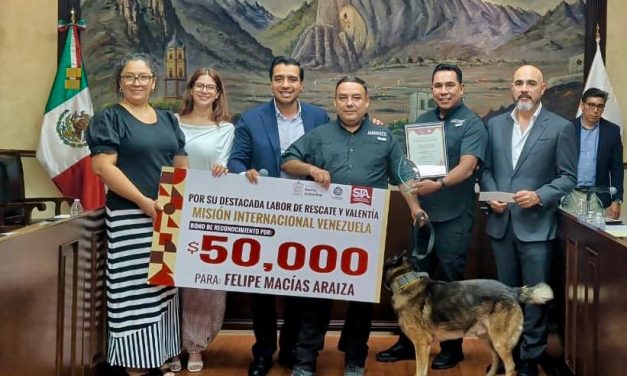 JESÚS NAVA RECONOCE A LA UNIDAD K9 JAGUARES POR MISIONES DE RESCATE EN VENEZUELA