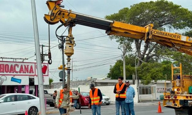 JOSÉ ANTONIO QUIROGA INICIA OBRA PARA TRANSFORMAR LA AVENIDA BENITO JUÁREZ EN ESCOBEDO