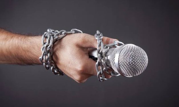 CLAUDIA SHEINBAUM IMPULSA MULTAS CONTRA RADIO Y TV Y PROPONE ANALIZAR SANCIONES A PRENSA Y REDES SOCIALES