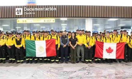 MÉXICO ENVÍA 104 BRIGADISTAS A CANADÁ PARA COMBATIR INCENDIOS FORESTALES