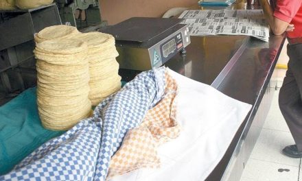 TORTILLEROS AMAGAN CON ROMPER EL ACUERDO NACIONAL MAÍZ-TORTILLA