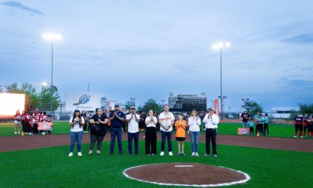 MELISA PEÑA DESTACA RENOVACIÓN DE CAMPO DE LIGAS PEQUEÑAS EN EL CARMEN