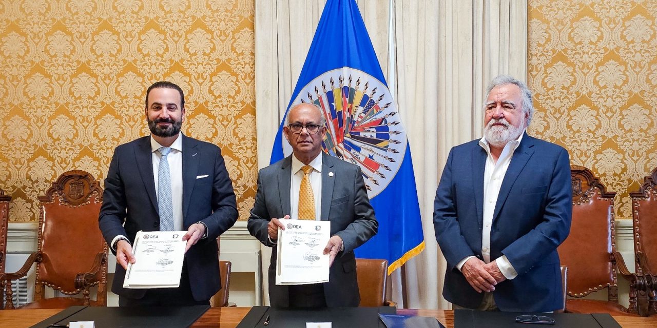 MAURICIO FARAH Y LA OEA SUMAN ESFUERZOS PARA PROFESIONALIZAR A SERVIDORES PÚBLICOS DE SAN PEDRO