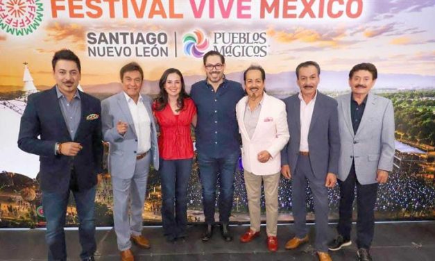 DAVID DE LA PEÑA INAUGURA CON LLENO TOTAL EL FESTIVAL VIVE MÉXICO EN SANTIAGO