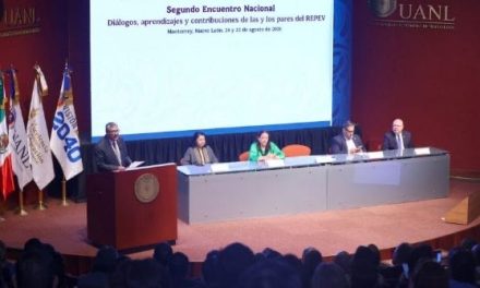 SANTOS GUZMÁN IMPULSA NUEVA CULTURA DE EVALUACIÓN EN LA EDUCACIÓN SUPERIOR