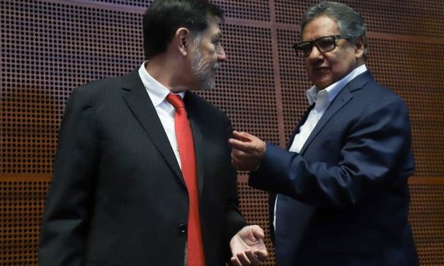 Morena: ¡el fuego viene de adentro!
