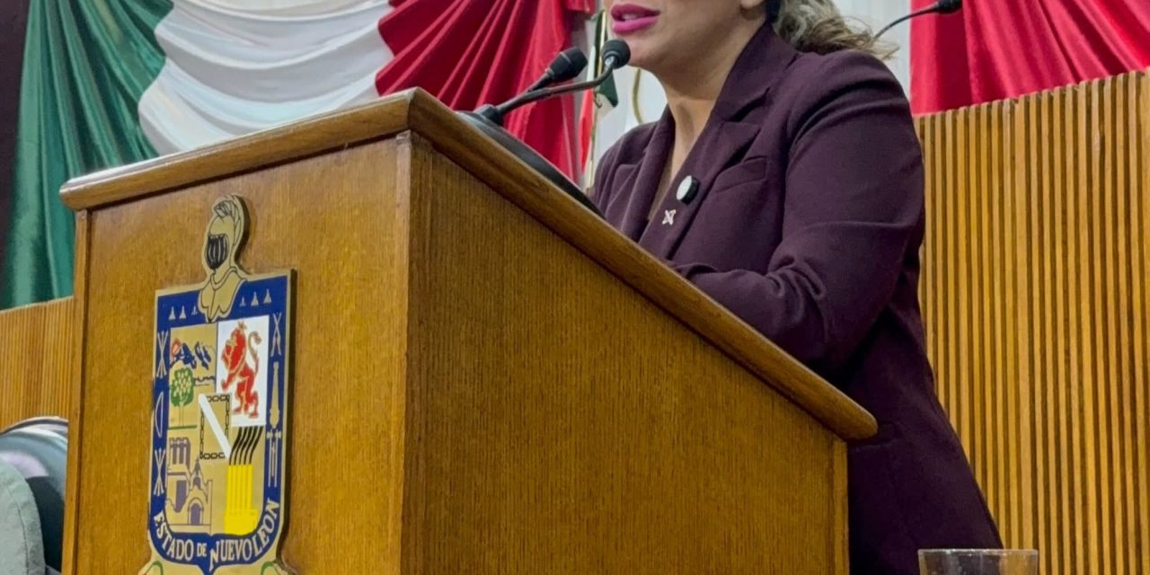 ANYLÚ BENDICIÓN PARTICIPA EN LA TERCERA EDICIÓN DEL PARLAMENTO DE MUJERES