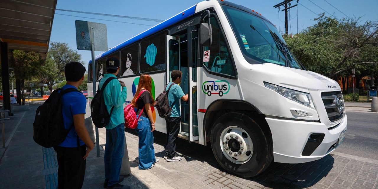 MAURICIO FARAH PONE EN MARCHA UNIBÚS GRATUITO PARA ESTUDIANTES DE LA UANL EN SAN PEDRO