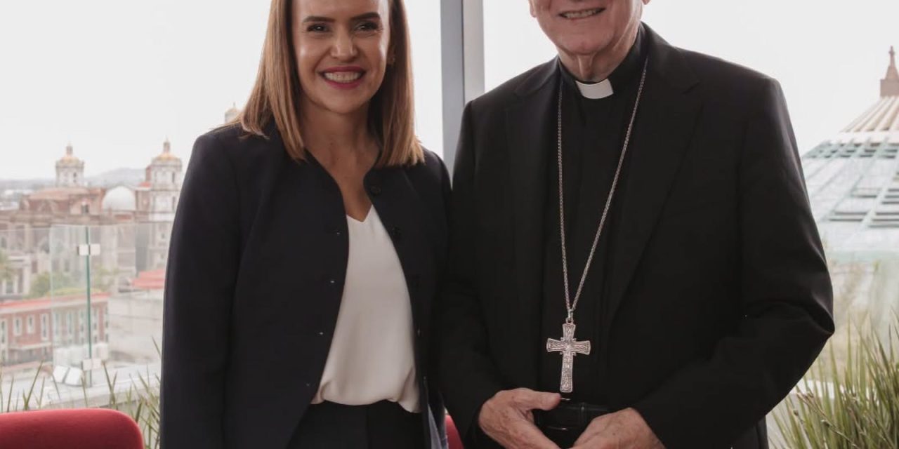 CLARA LUZ FLORES COMPARTE ENCUENTRO CON EL CARDENAL PIETRO PAROLIN Y PIDE ORACIONES POR NUEVO LEÓN