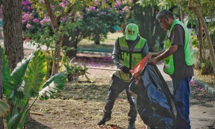 ADRIÁN DE LA GARZA IMPULSA MANTENIMIENTO DE PARQUES PARA QUE FAMILIAS REGIAS DISFRUTEN SUS VACACIONES