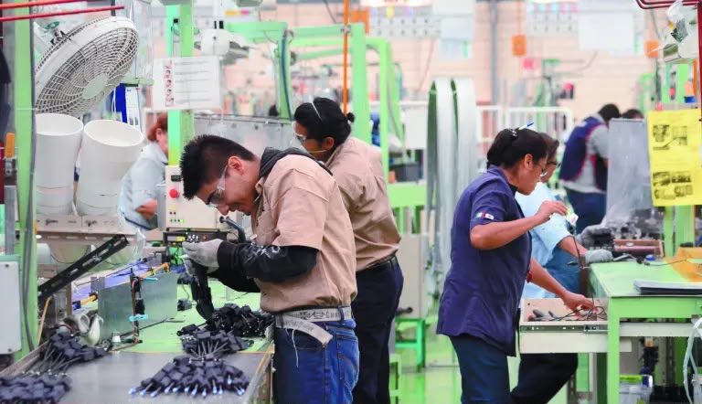 MÉXICO PIERDE 19 MIL 550 EMPLEOS FORMALES EN JULIO Y EL SALARIO PROMEDIO APUNTA AL MÁXIMO HISTÓRICO
